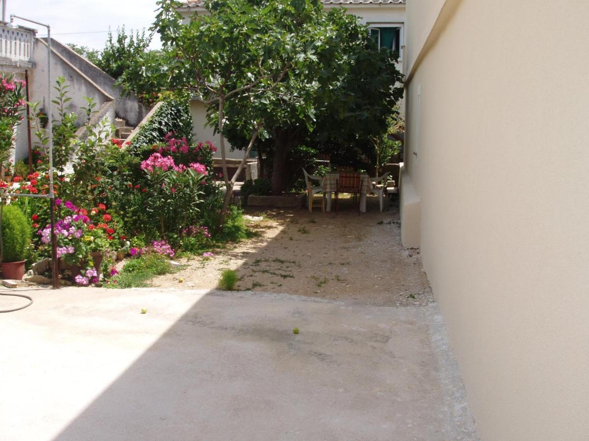 Apartments With A Parking Space Povljana, Pag - 228 ภายนอก รูปภาพ